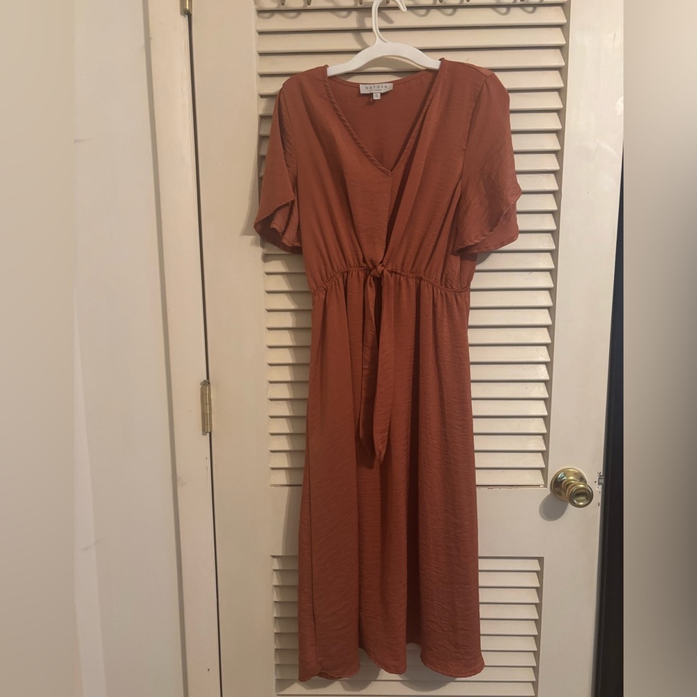 Hayden Terracotta V-Neck Midi Dress size S